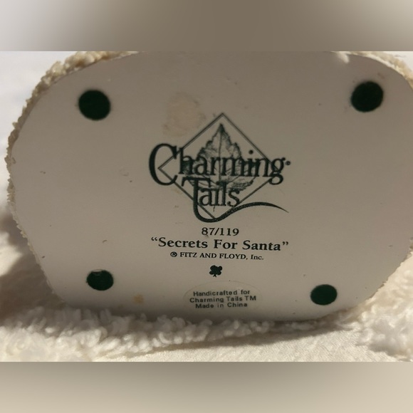 Charming Tails by Fitz and Floyd. “Secrets For Santa” figurine - Picture 4 of 4